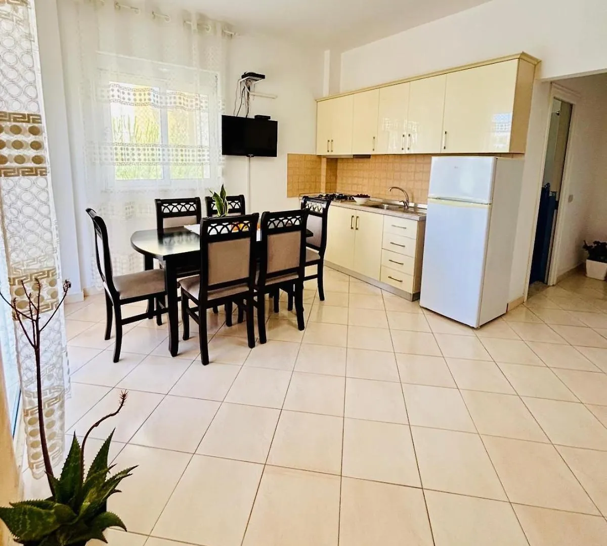 Lori Panorama Apartament Durrës Apartman